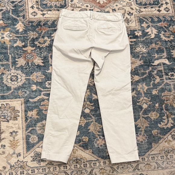 Old Navy 4 Regular Pixie Women's Light Cream Ankle Pants - Picture 10 of 10